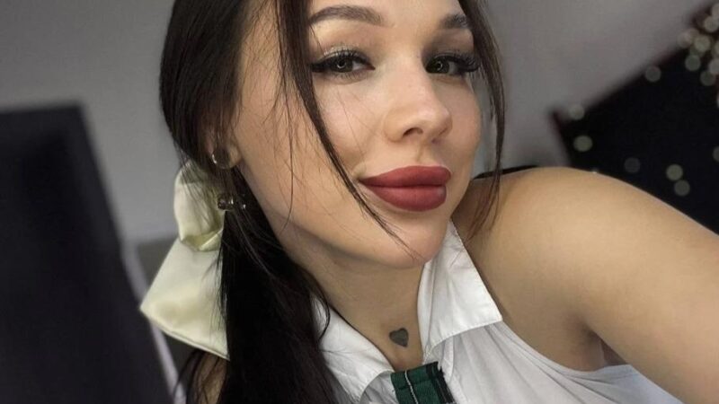 Mon avis sur Amy « bllowjoyy », suceuse sur CamSoda