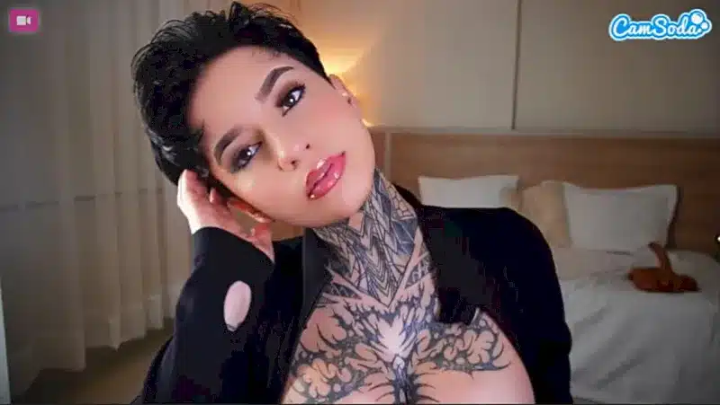 Revue d’Alice Shazaham, camgirl vénézuélienne sur CamSoda